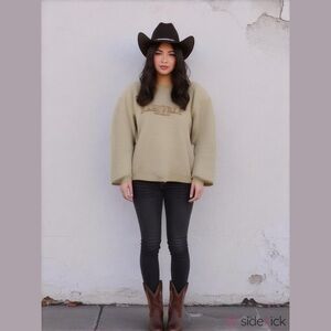 Nashville Tennessee Embroidered Beige Oversized Crewneck Sweater XL